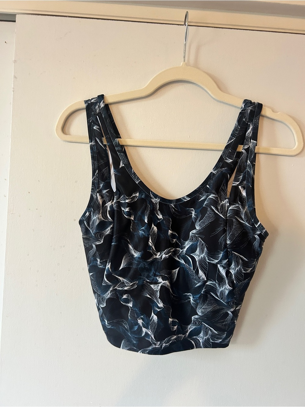 Women’s Navy & White workout top